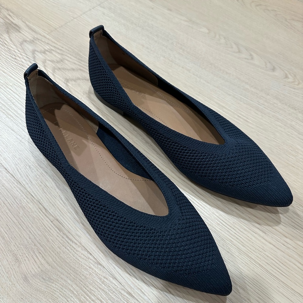 Everlane 40 Hour Work Pointed Knit Ballet Flats in Navy - Picture 3 of 4